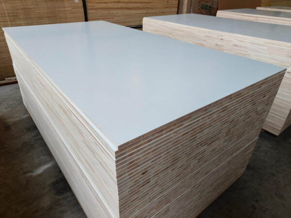 Blockboard - Melamine-Faced Plywood Panel with Solid Wood Core - Image 2